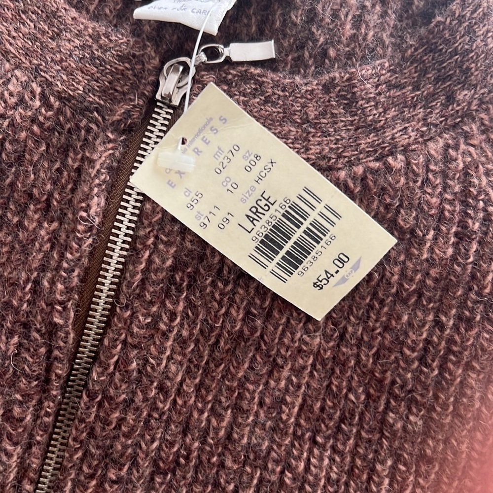 New with tags vintage sweater/cardigan with zipper, brown color, size Large - Picture 10 of 11